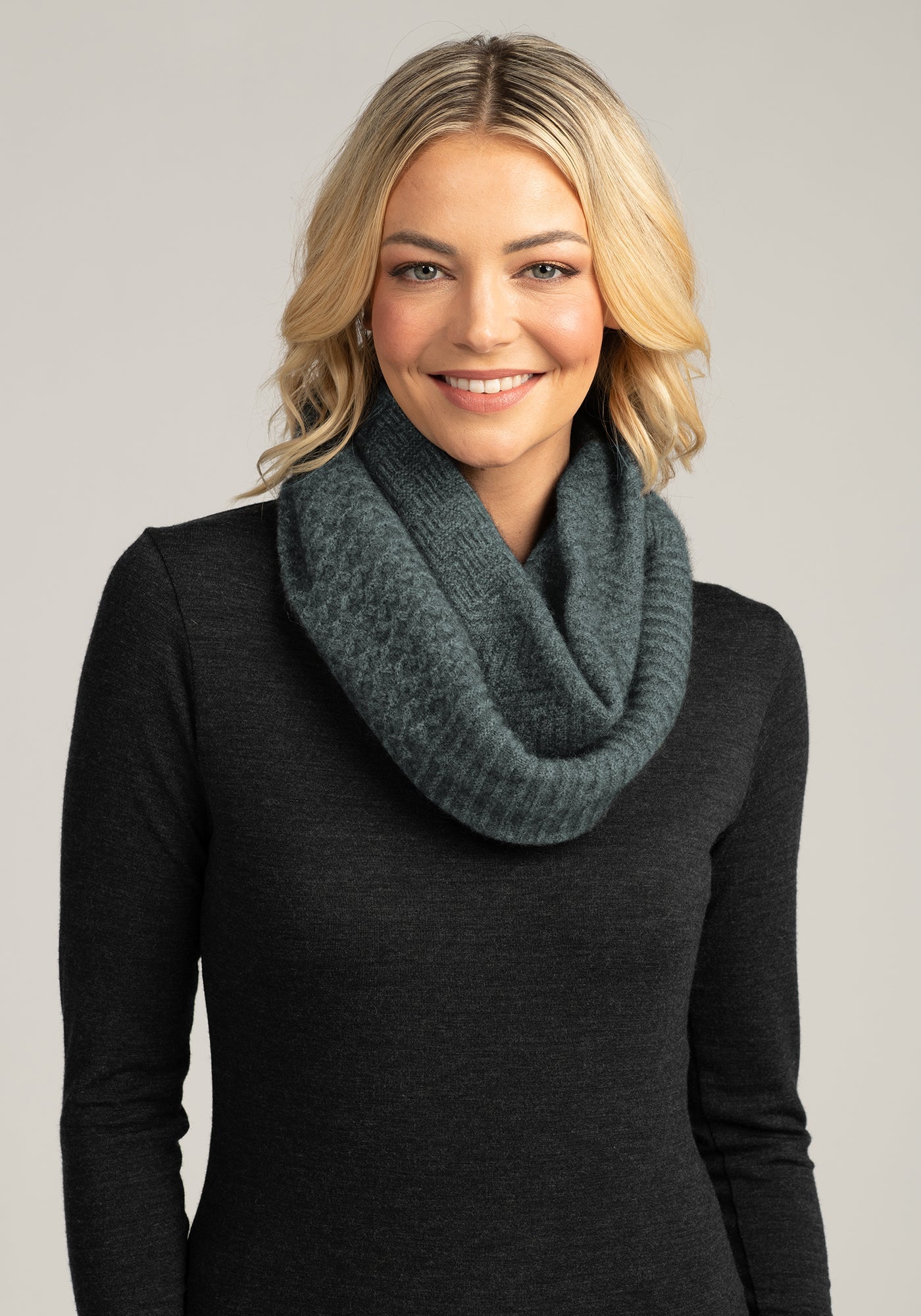 Merinomink Texture Loop Scarf