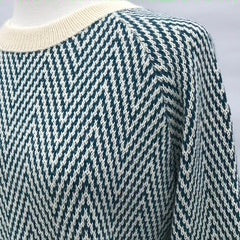 Esencia Chevron Knit Sweater