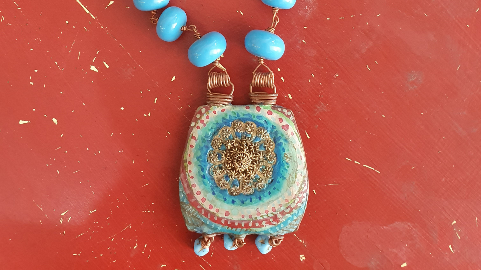 Jewellery by Holly Rigg