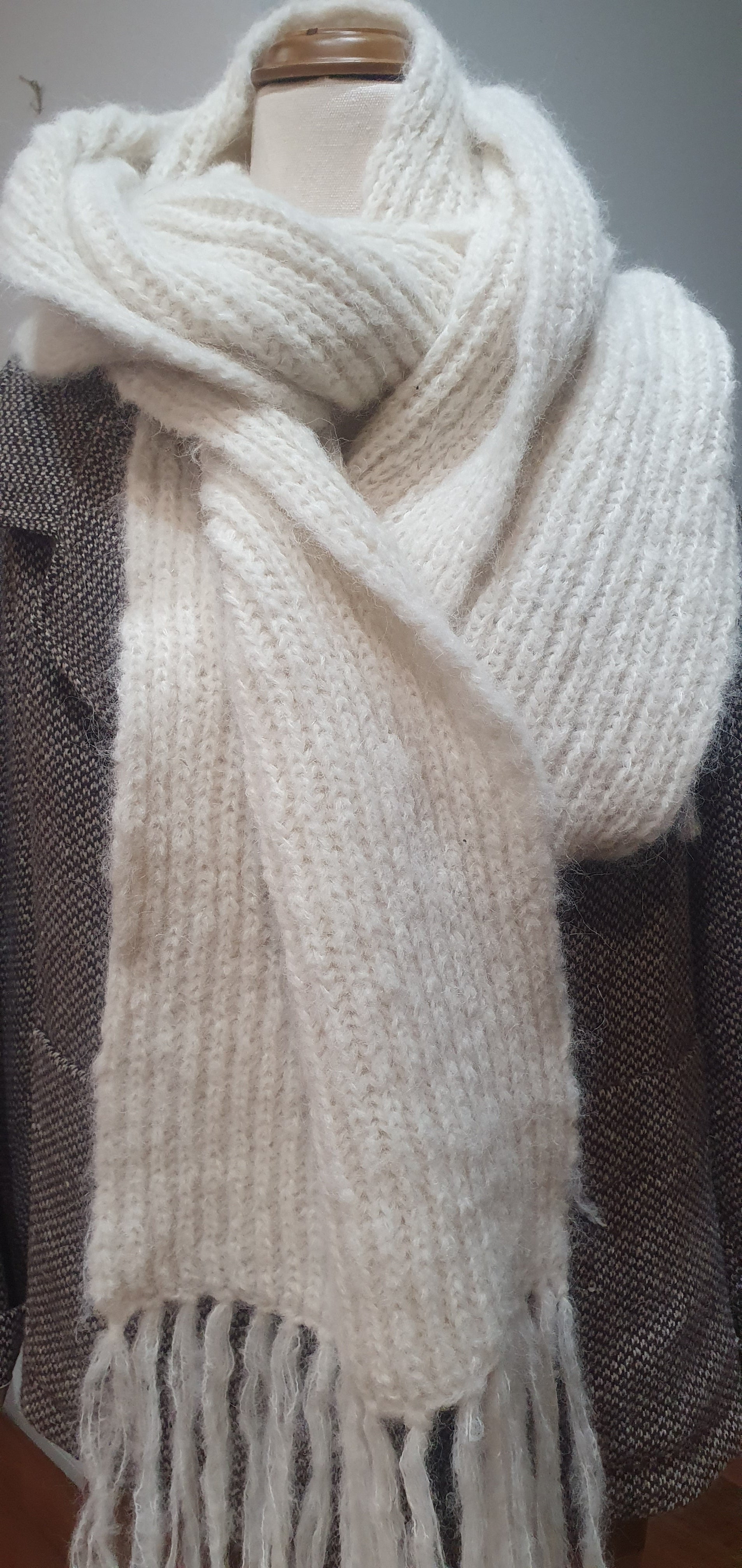 Little Alpaca Alpaca Fluffy Ribbed Scarf