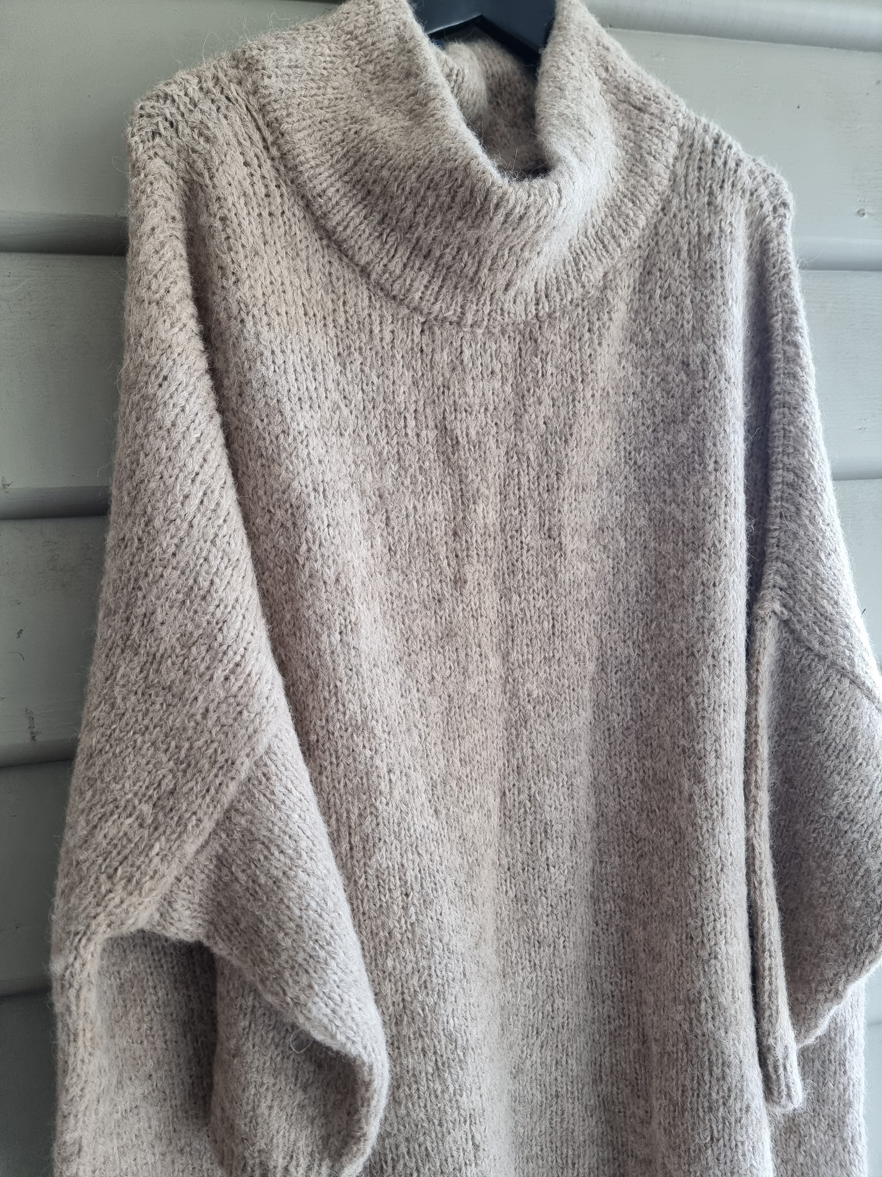 Little Alpaca Oversized Slouchy Nest Jumper