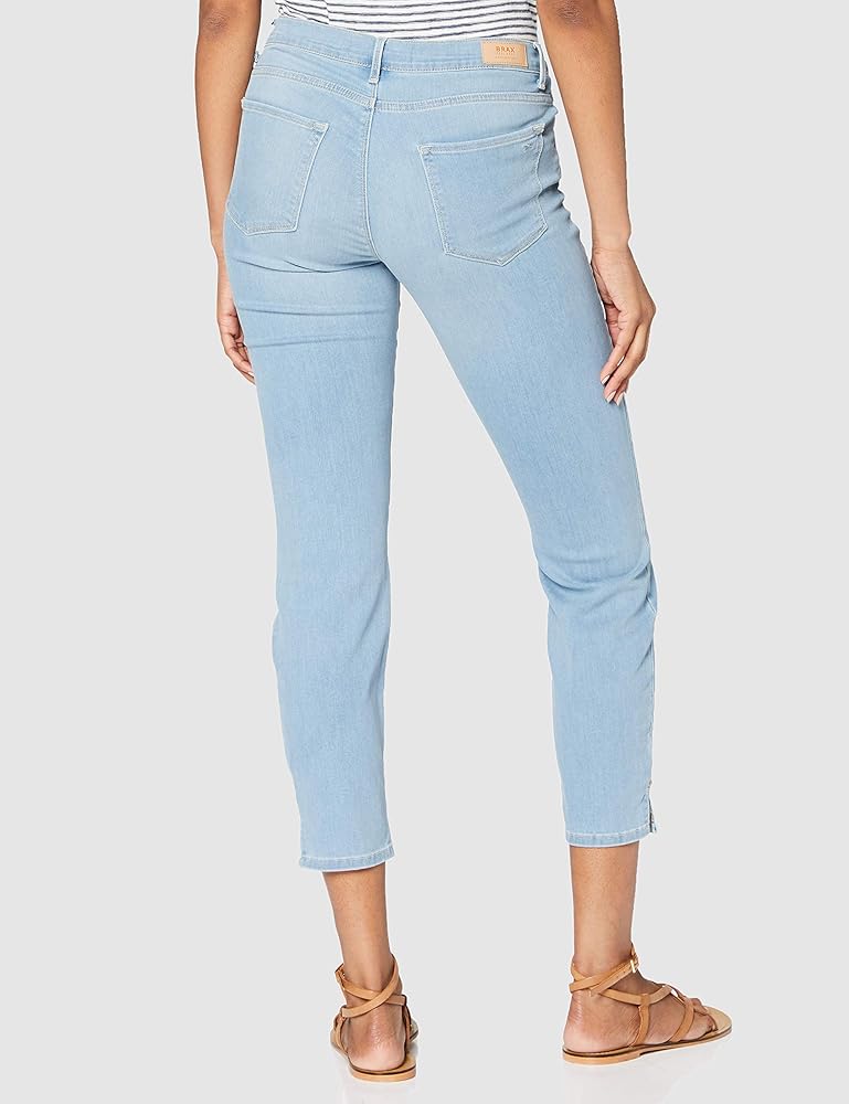 Brax Shakira S Skinny Free to Move Denim image slightly differs