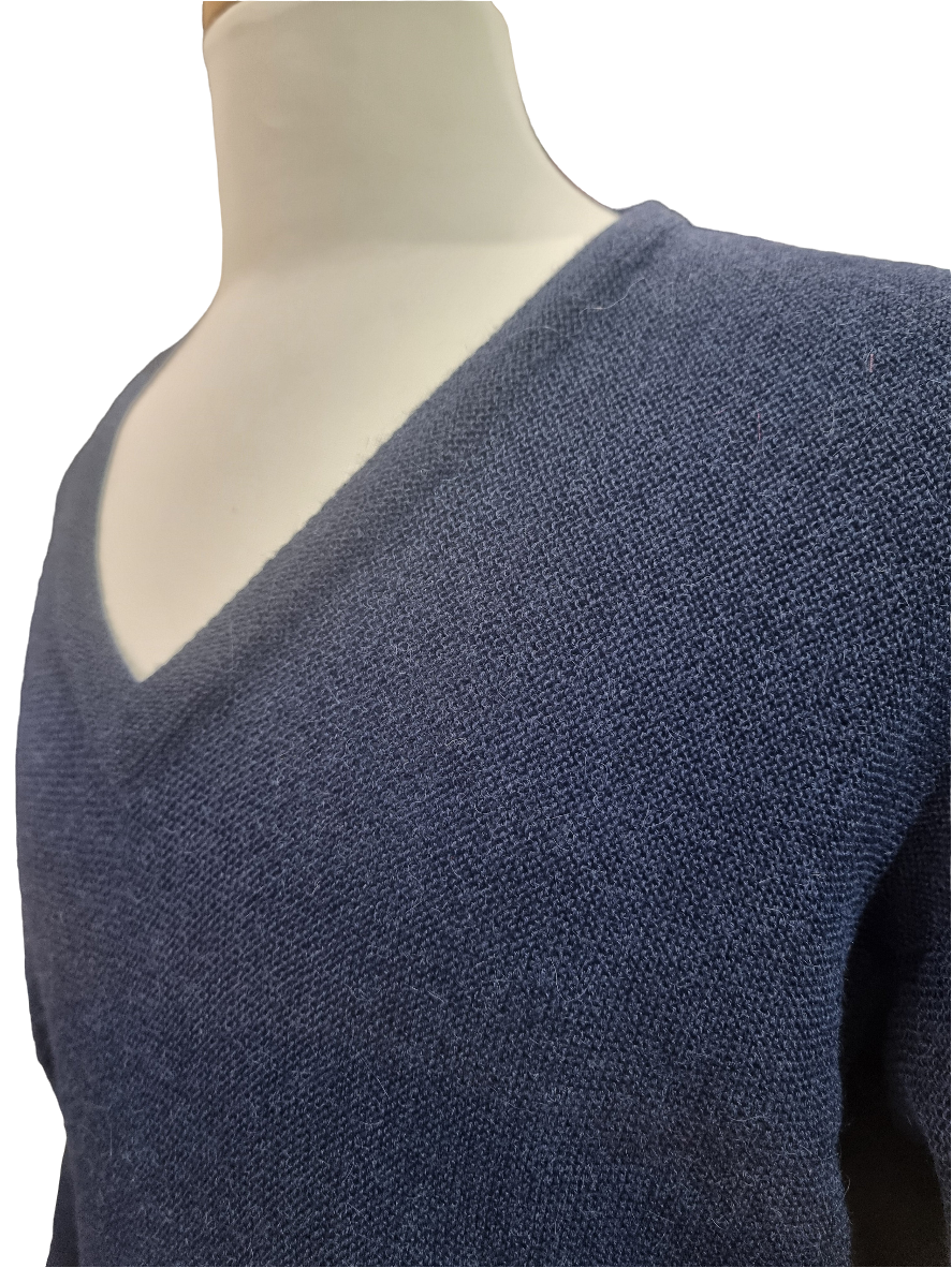 Dalcielo Alpaca Men's Lynx Stitch V Neck Sweater