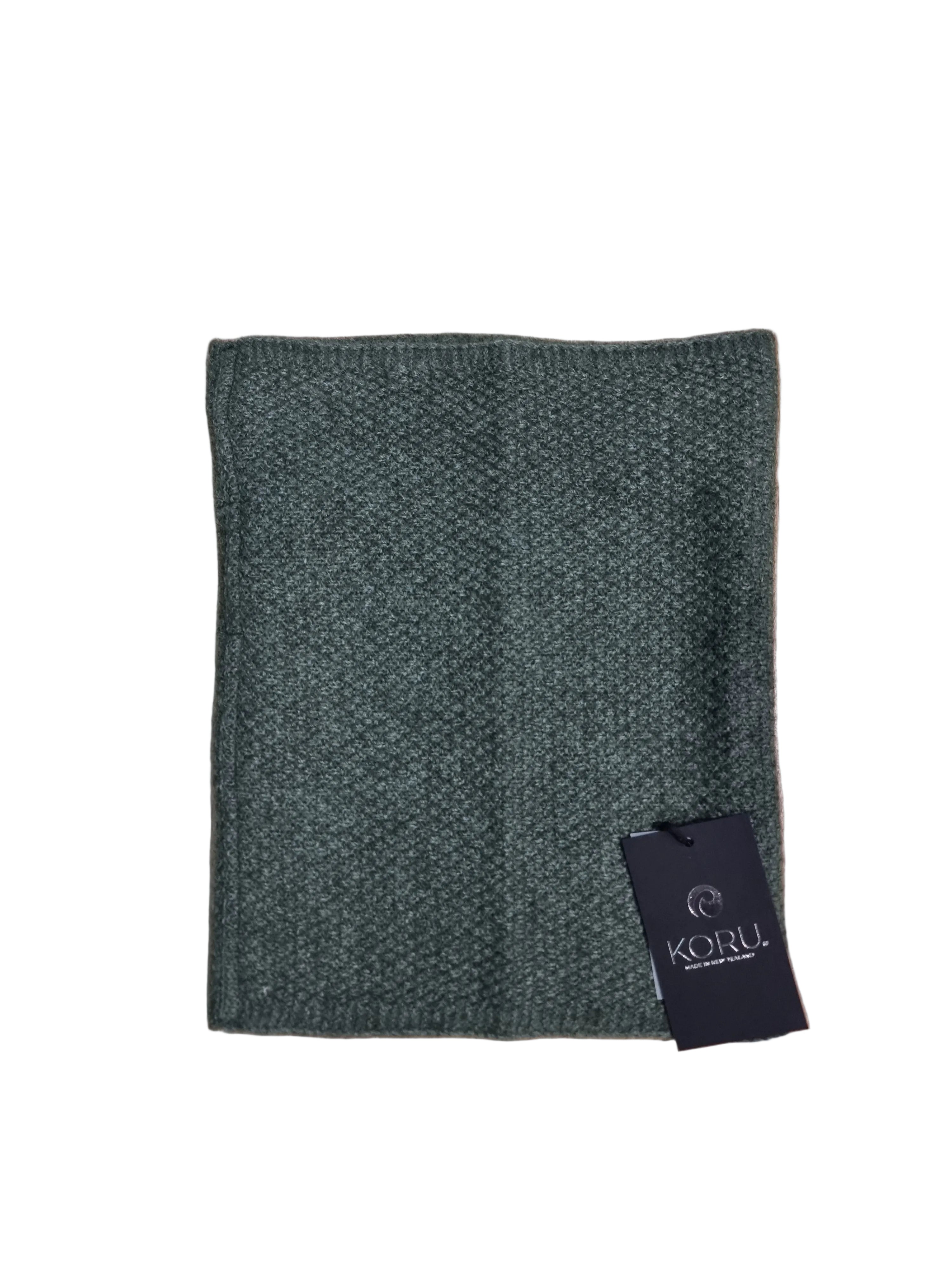 Koru Moss Stitch Neck Warmer
