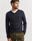 Toorallie Super Fine Men's Merino V-Neck