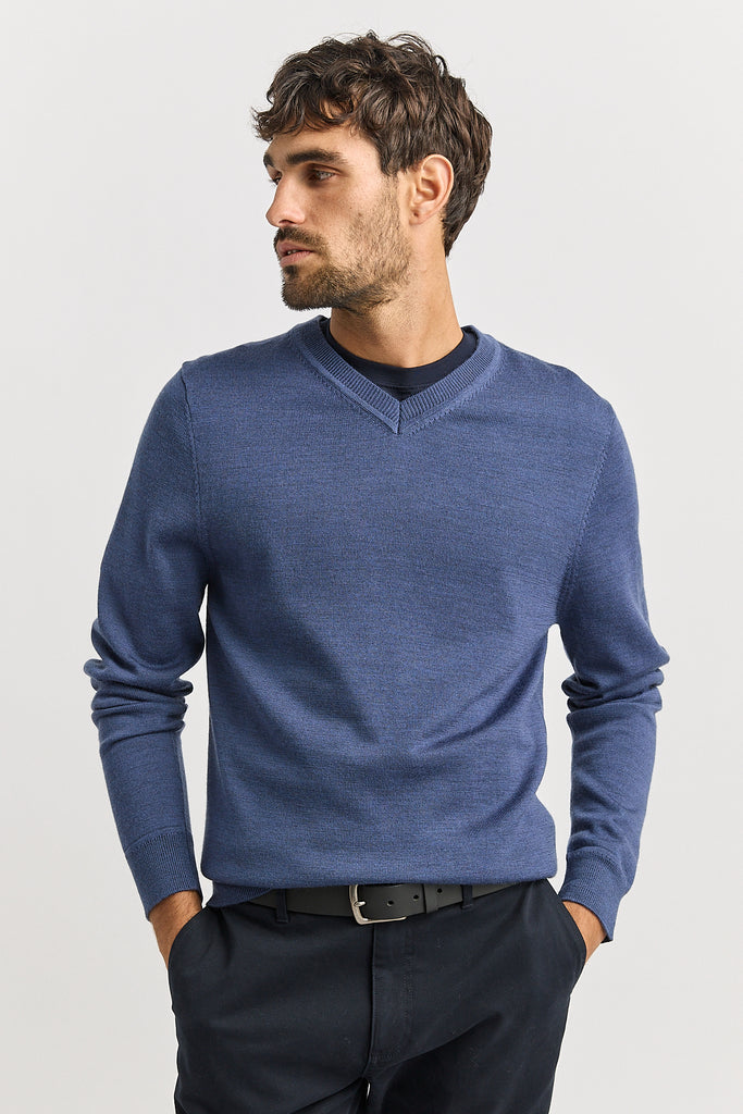 Toorallie Super Fine Men's Merino V-Neck